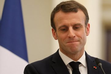 macron8