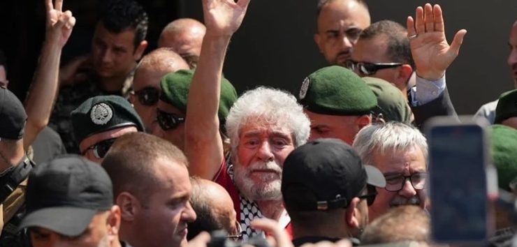 <a href="https://archive.almanartv.com.lb/3350349">Libéré après 40 ans dans les geôles françaises, le militant libanais Abdallah est accueilli en héros à Beyrouth. &laquo;&nbsp;La résistance est la liberté&nbsp;&raquo;</a>